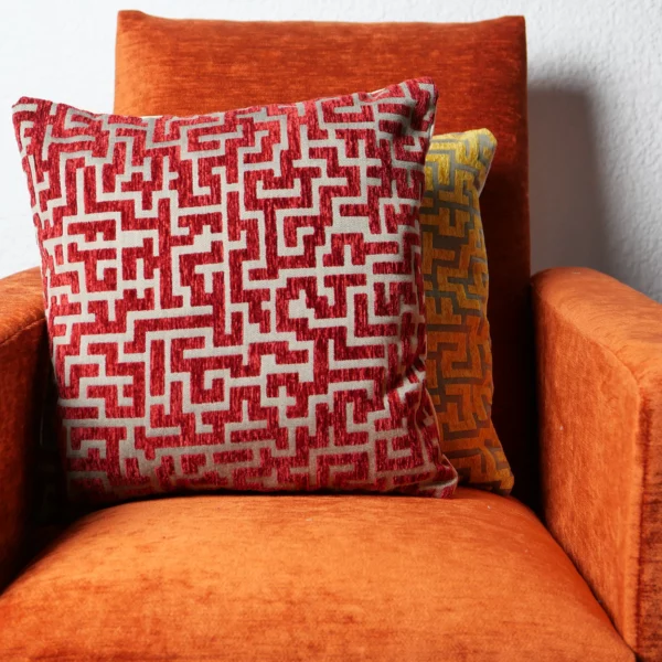 housse pour coussin motif géomètrique  antiquité rouge